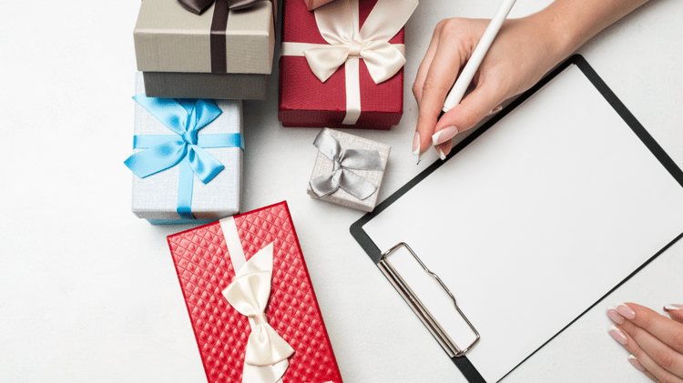Check Your List Twice: Your Last-Minute Amazon Holiday Checklist