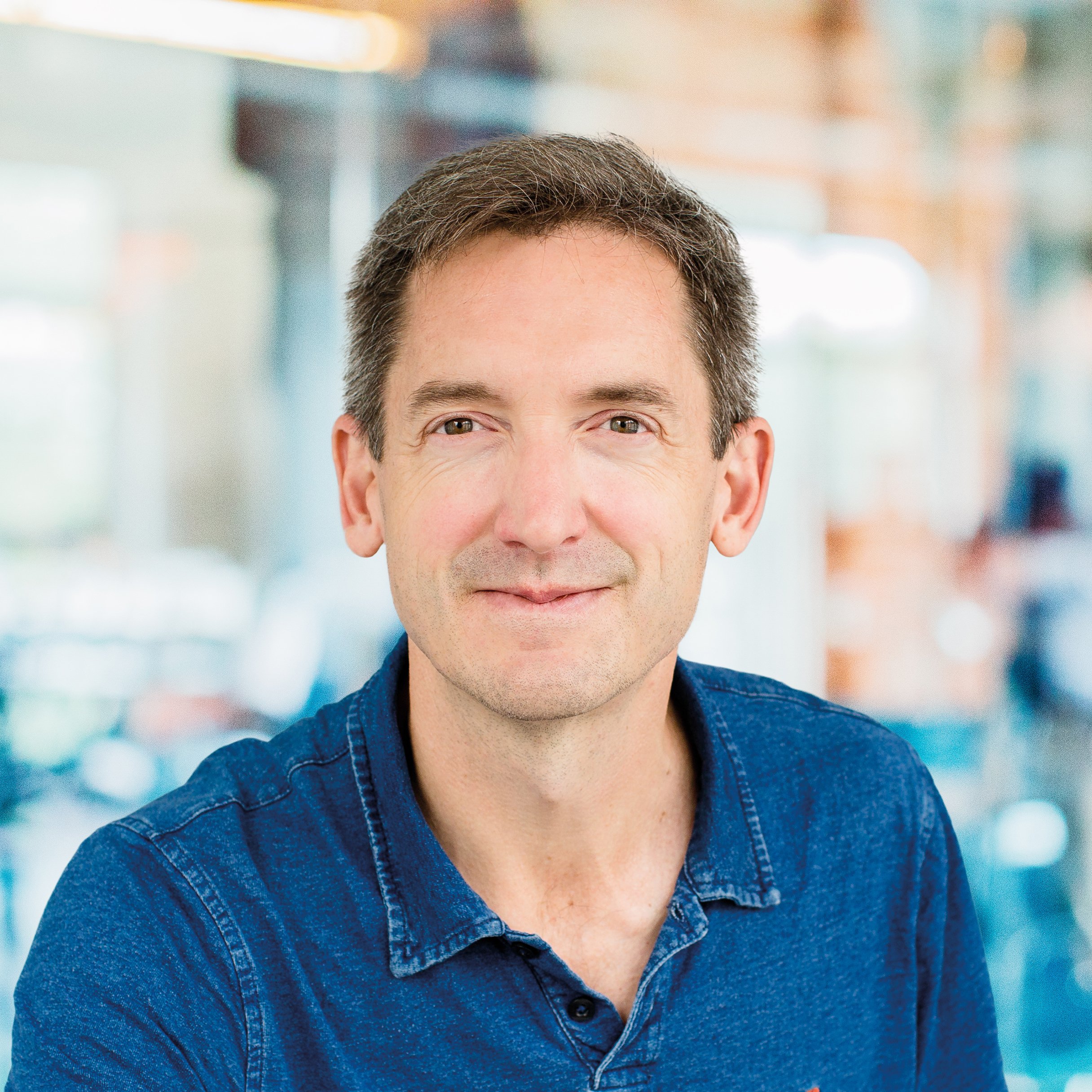 <b>Eric Aplyn, CEO</b>