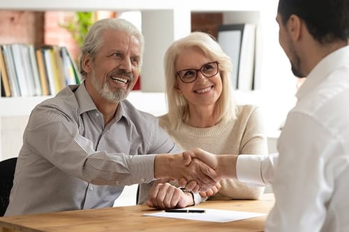 loan-issuing-600x400