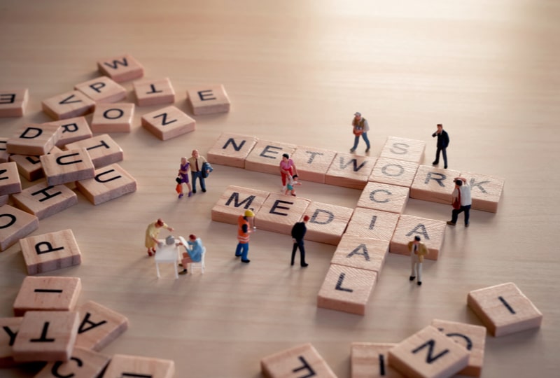 engagement sur les réseaux sociaux
