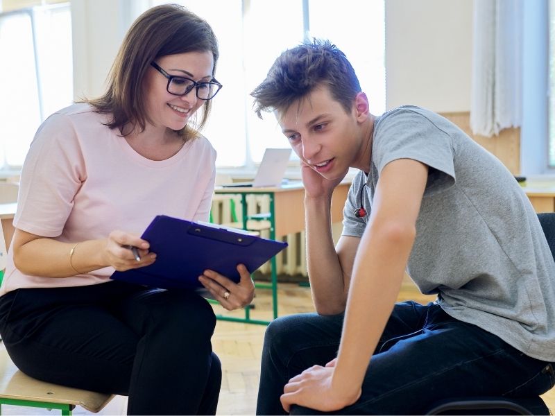 es-vital-que-mi-hijo-vaya-a-prepa