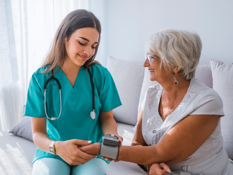 carreras_en_ciencias_de_la_salud_mas_demandadas_enfermeria