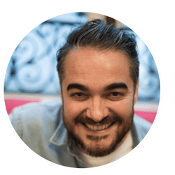 Photographie de Roland Sarvarie-Tabaro