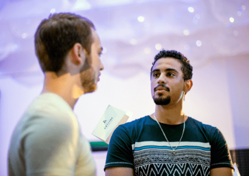 Photo de deux hommes dans le jury Artline