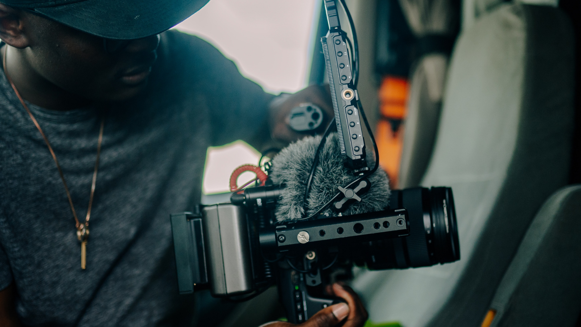 Freelance videography side hustle 