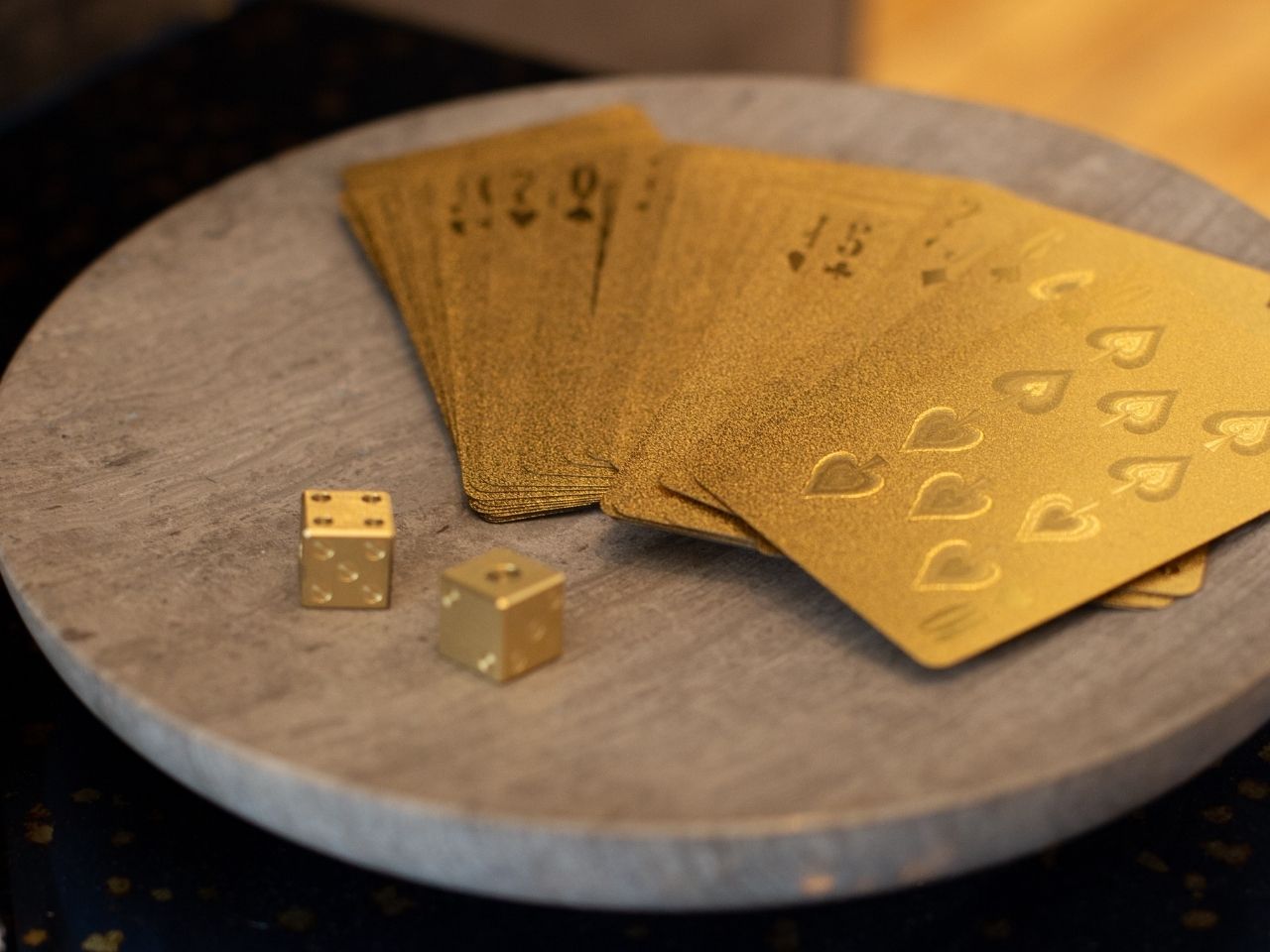 Golden cards and dices