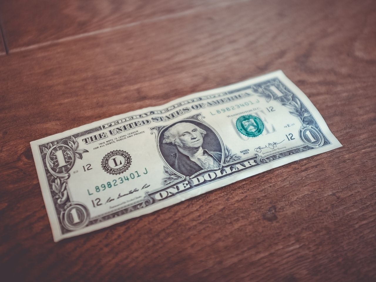 One dollar bill