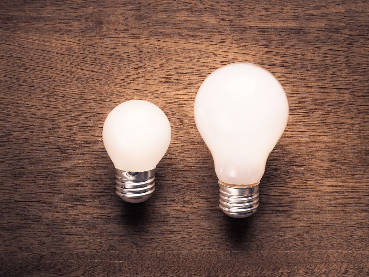 Small and medium light bulbs
