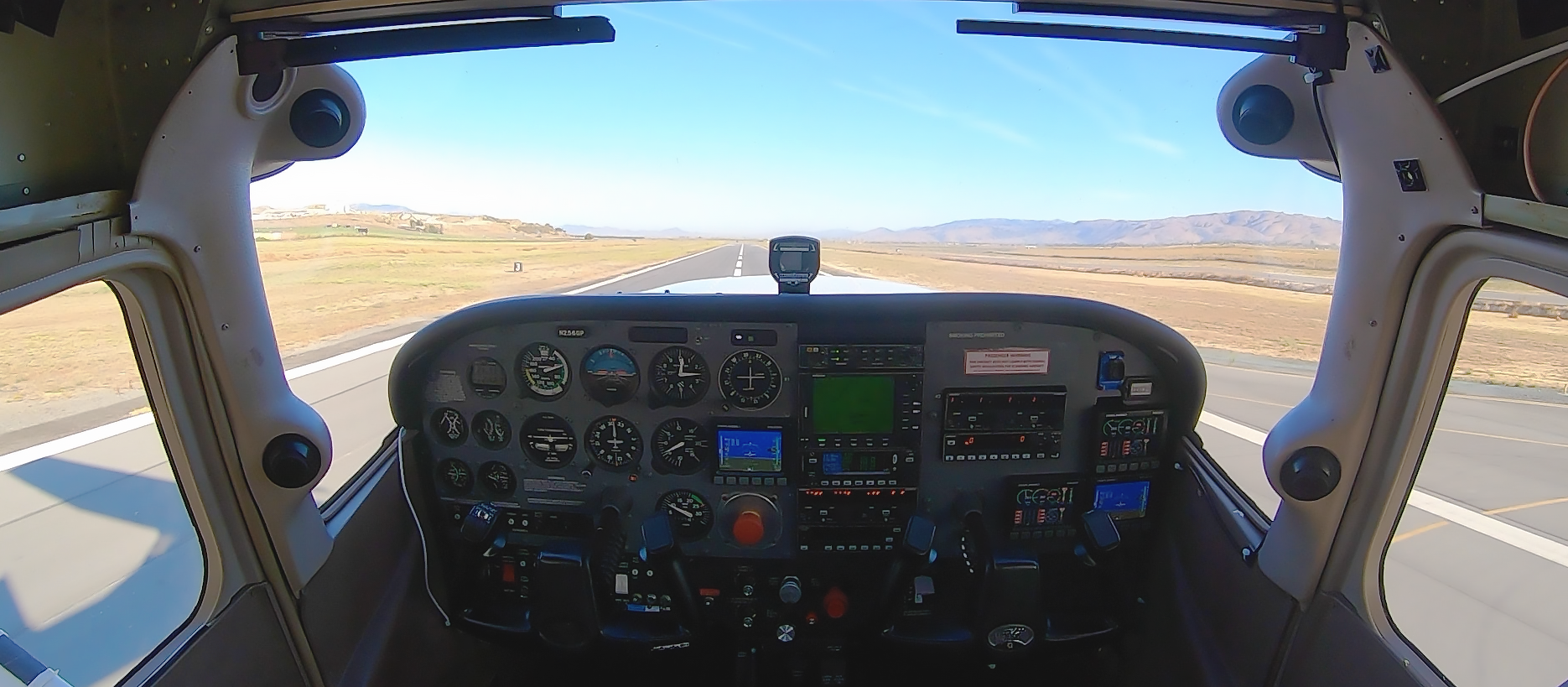 172 Landing_Cockpit