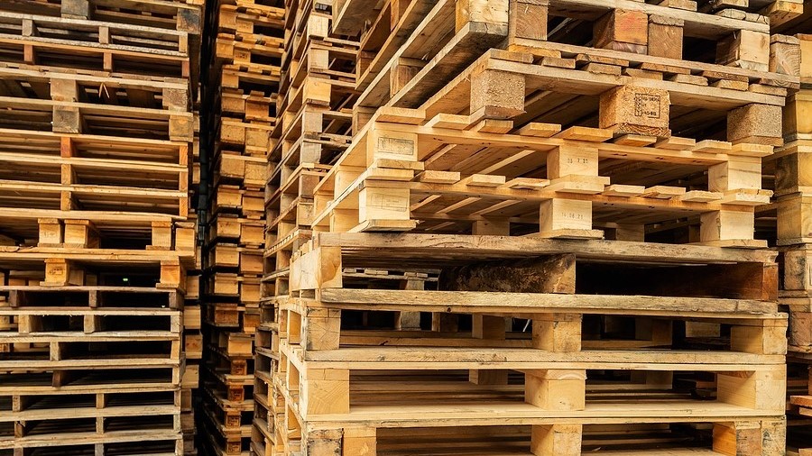 Comparing Different Types of Pallets and Their Uses