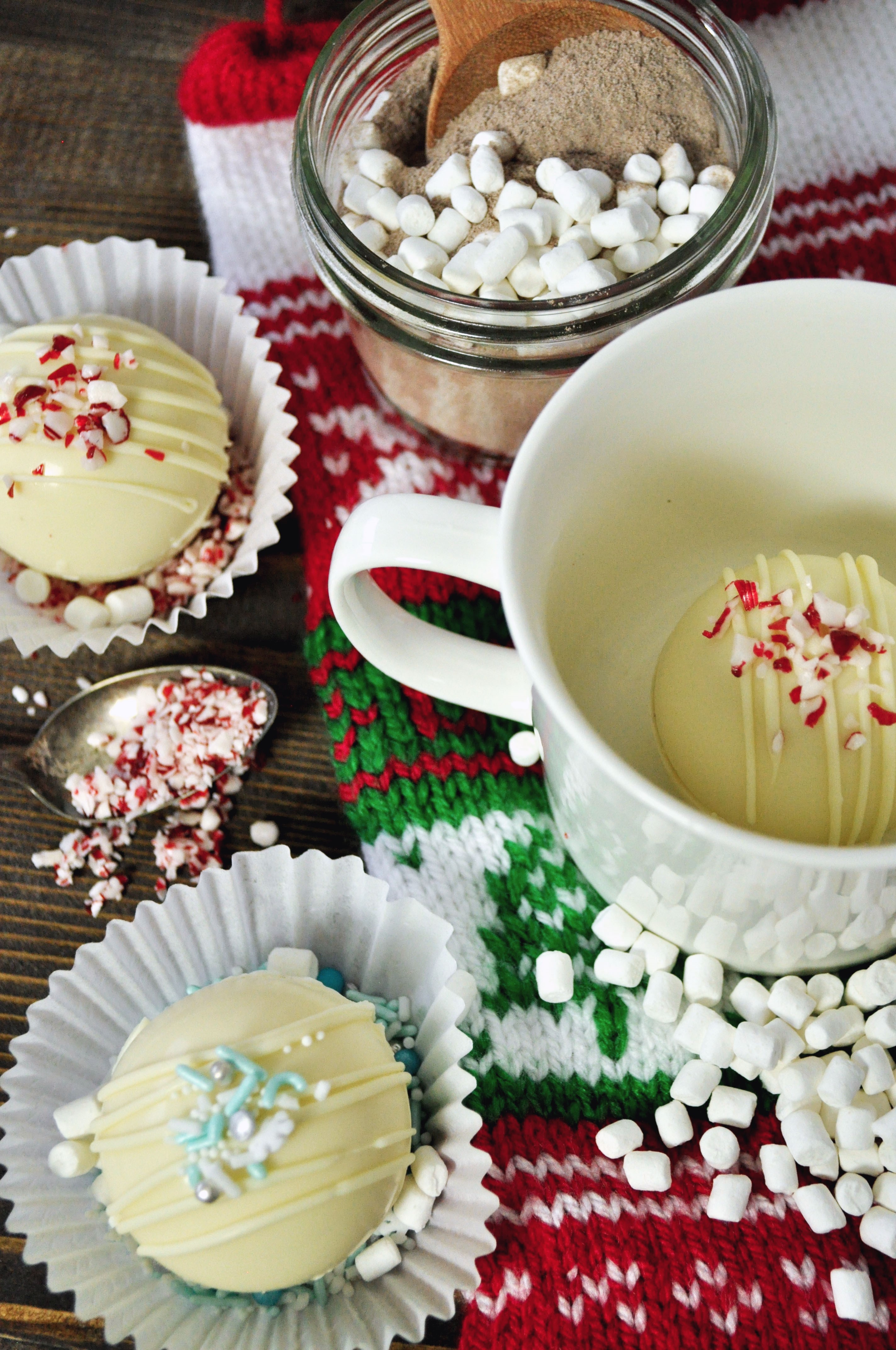 1 Hot Chocolate Bombs