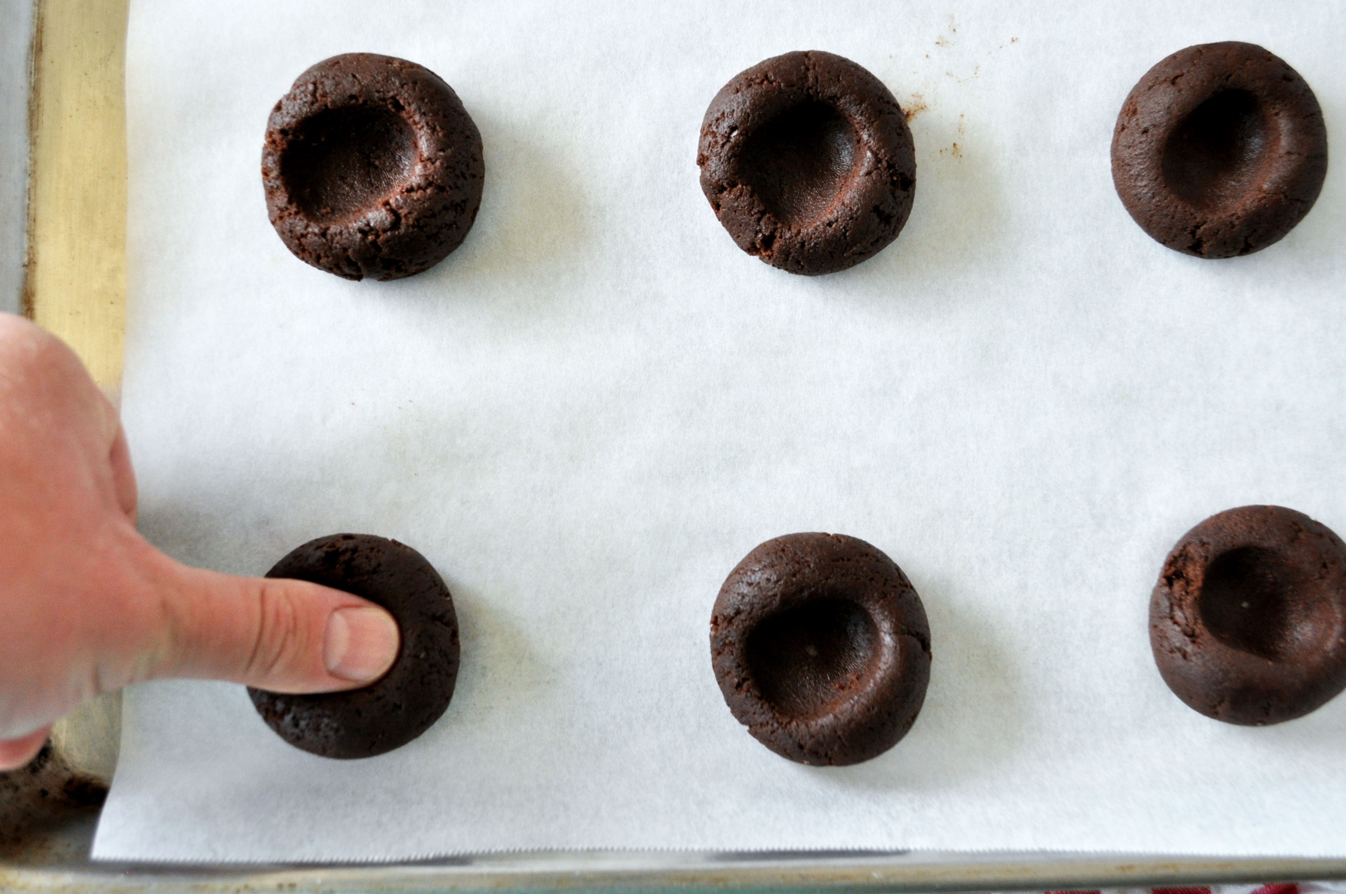 2 Hot Chocolate Thumbprint Cookies