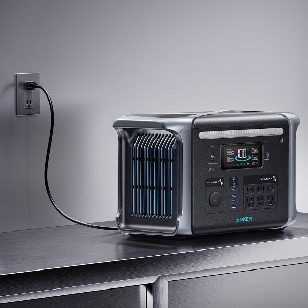 Anker 757 Portable Power Station (PowerHouse 1229Wh) | ポータブル