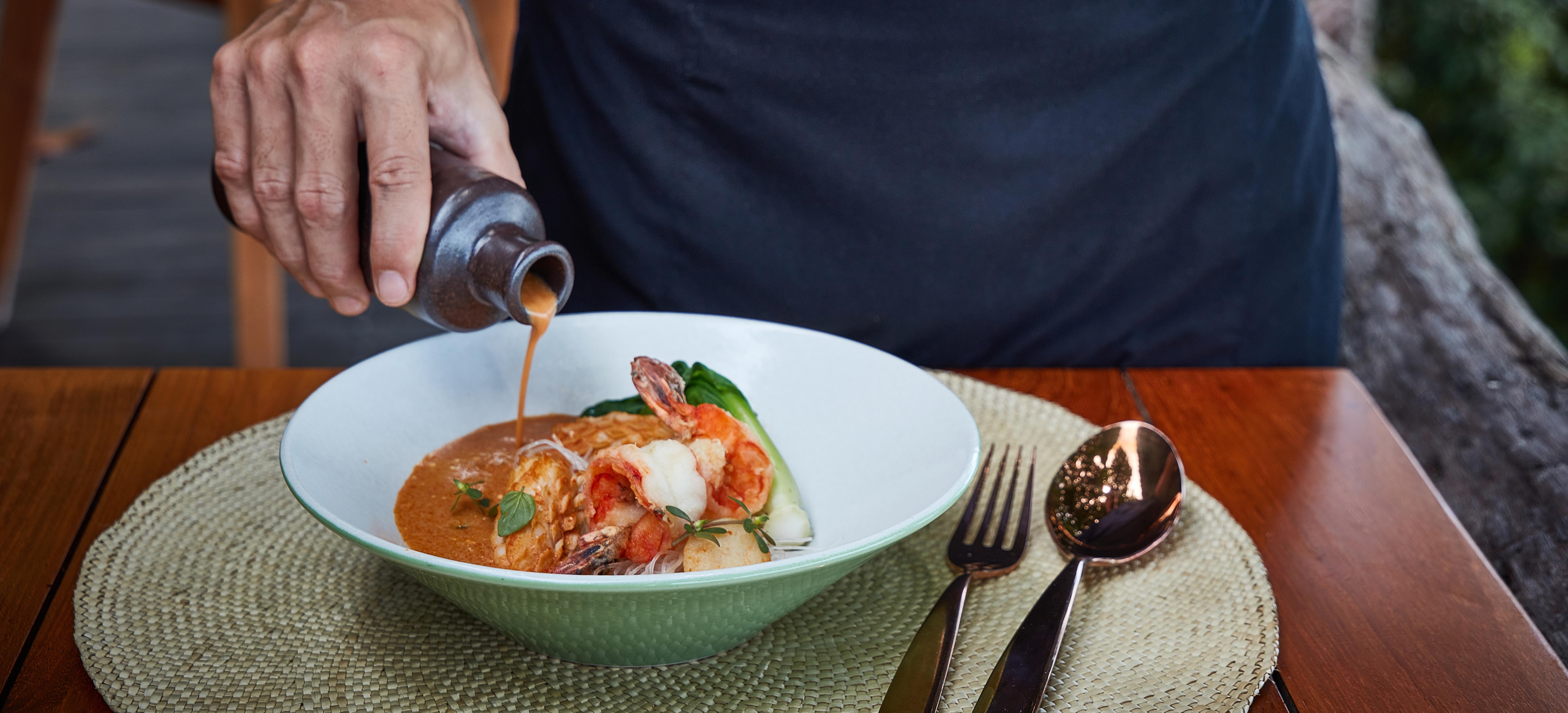Indonesian seafood laksa recipe