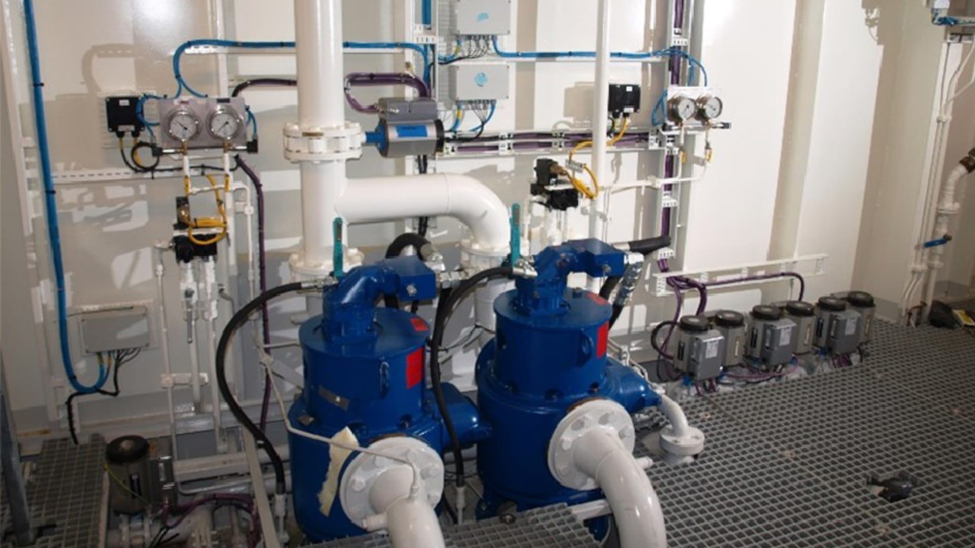 Engine_room_and_utility_pumps_2-uai-1920x1080-2