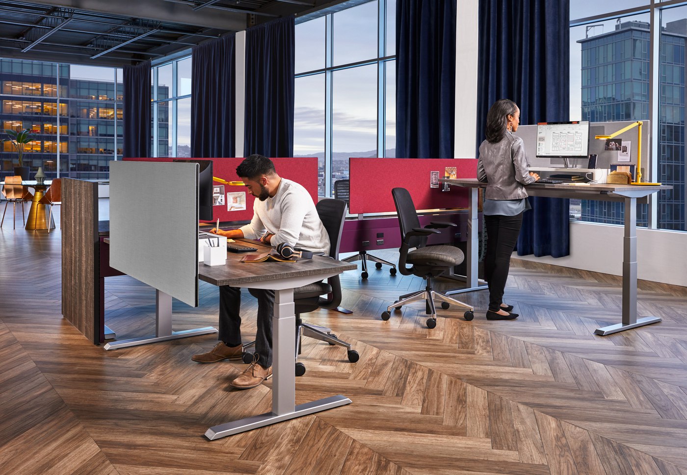 Why Should You Use SitStand Desks in Your Office? (Top 3 Benefits
