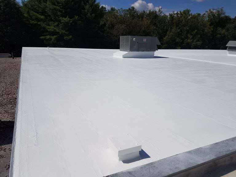 commercialroofingcoating-customcoatings-768x576