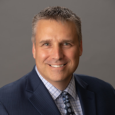Mark-Klosterman-meet-team
